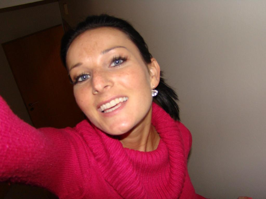 SxyLvngKnd 10 SxyLvngKnd 10