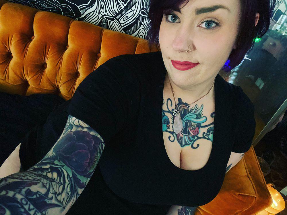 Greyblackred 3 Greyblackred 3