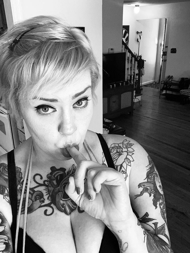 Greyblackred 9 Greyblackred 9