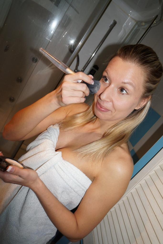 HotReaction 7 HotReaction 7